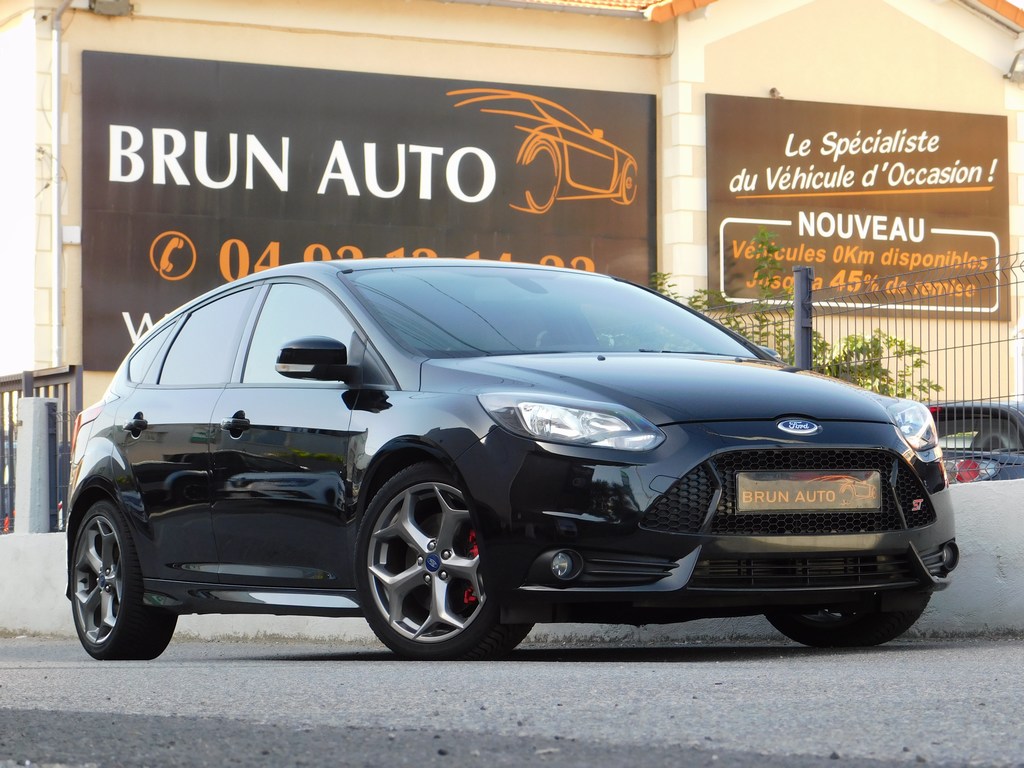 FORD FOCUS ST 250 NOIR